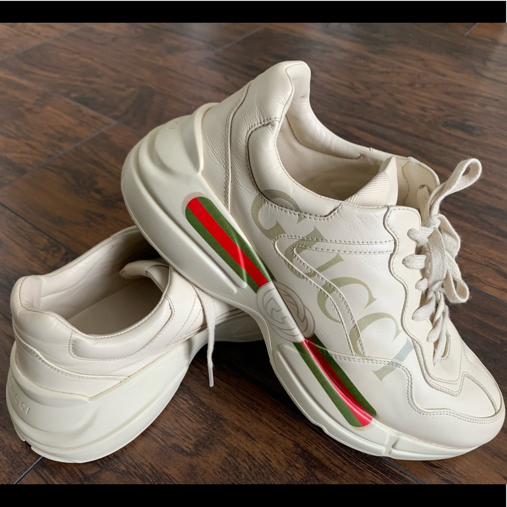 COPY - Gucci Men's Rhyton Gucci logo leather snea…